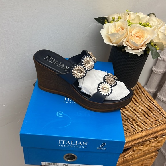 Italian Shoemakers, Sydnie Style - Picture 3 of 6